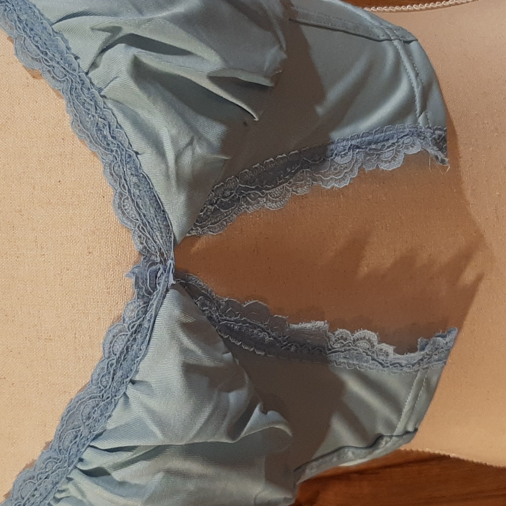 NWOT Tic Toc Blue Cropped Lace-Trimmed Top (Small) - Picture 2 of 8